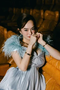 Vietnamese Celebrities Turn Heads Globally with Exquisite Fashion and Style - image 0