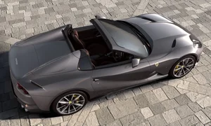 The Last Standing V12 Engine Supercars in the World - image 5