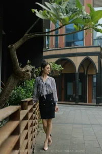 Urban Serenity: Xiao Liu’s 'Take You for a Walk' IESS Photo Series - image 71