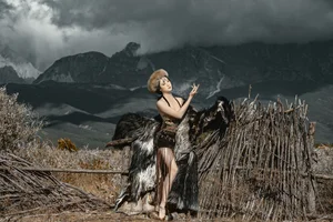 Elegant Visuals: YiTuYu Art Language Vol.6484 featuring Model Ran Ran - image 44