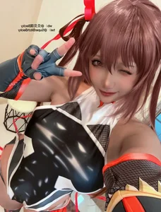 Becky's Stunning Yukikaze Cosplay: A Blend of Art and Style - image 6