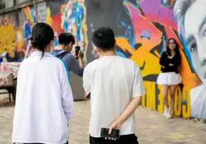 Son Tung M-TP Graffiti Wall in Hanoi Becomes Viral Check-In Hotspot - image 11