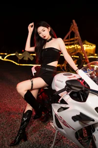 Captivating Portraits: YiTuYu Art Language Vol.6534 Di Li Re Ya - image 7