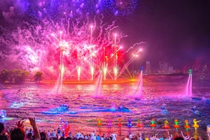 Why the Multi-Experience Shows at Danang Downtown Are Captivating Global Tourists - image 6