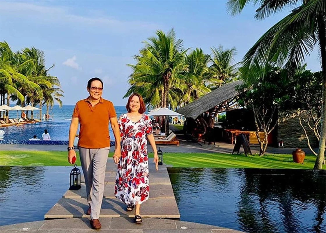 Inside the Happy Family Life of Renowned Actor Hoang Hai
