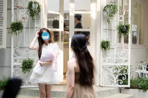 The 'Meo Meo' Trend: How Excessive Content Creation is Changing Cafe Culture Etiquette - image 15