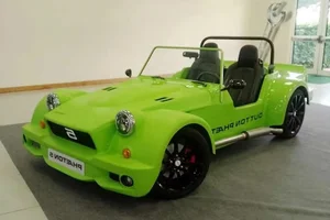 Phaeton 5 Kit Car: Transform Your Mazda MX-5 into a Classic Roadster for $14,000 - image 8
