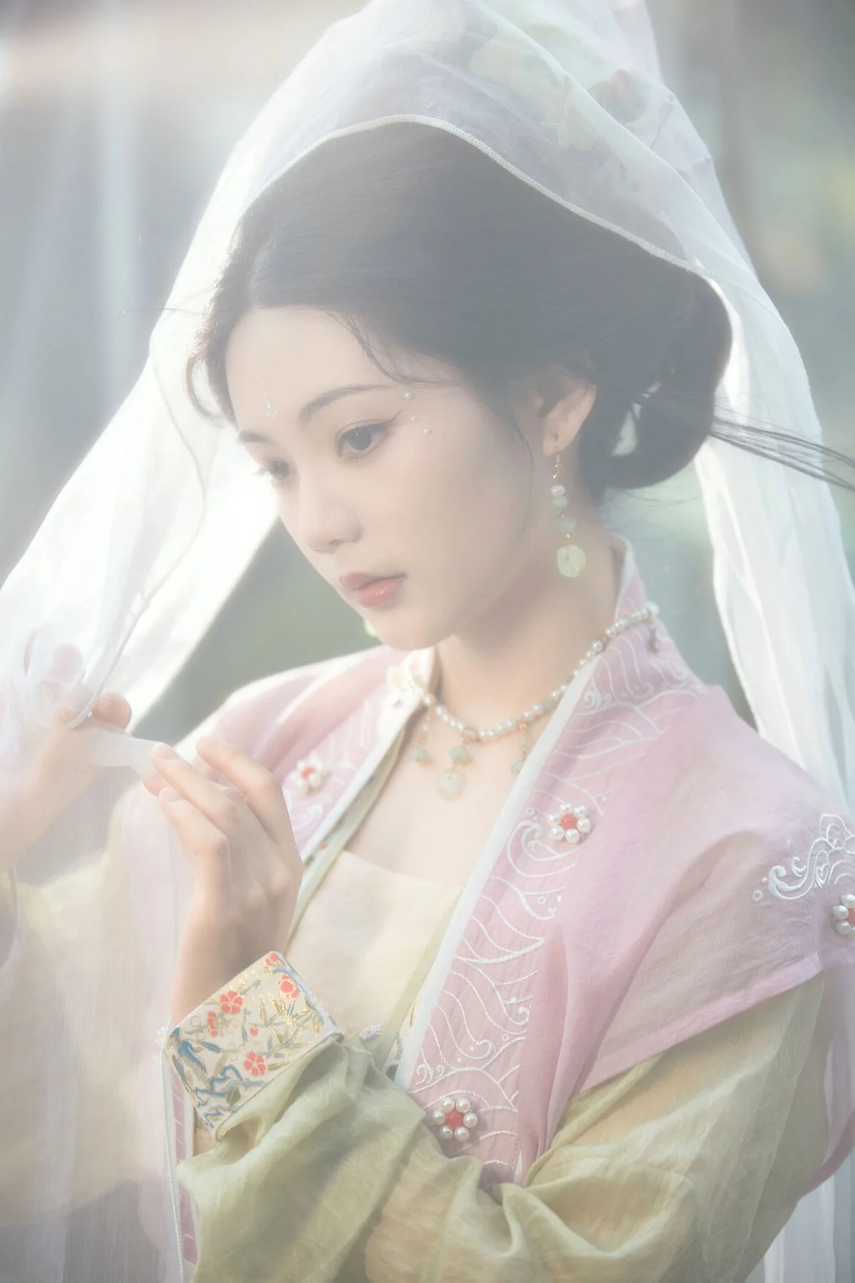 YiTuYu Art Language Vol.9523: Wu Ying Kun Kun Photo Series