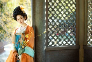 Ren Jian Yue-Su Chen Featured in YiTuYu Art Language Vol.10090 - 15P Artistic Showcase - image 12
