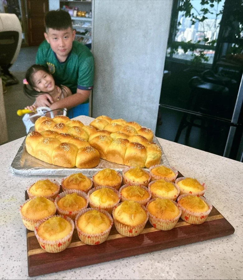 Actress Le Phuong Shines as a Devoted Mother and Talented Homemaker