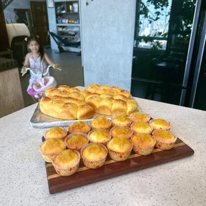 Actress Le Phuong Shines as a Devoted Mother and Talented Homemaker - image 3