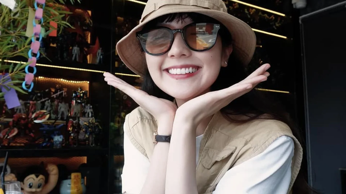 Hai Tu Thailand Travel Highlights and High Quality Fashion Gallery