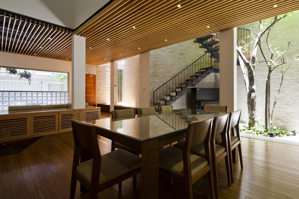 Sustainable Urban Living: The Stunning Green-Covered House in Hanoi Capturing International Architectural Attention