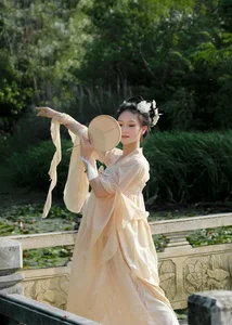 YiTuYu Art Language Vol.4775 Featuring Chang Nian W Professional Photo Set - image 1