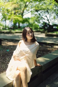 YiTuYu Art Language Vol.10311 Xiao U: A Stunning 36-Photo Gallery of Modern Aesthetic Photography - image 35