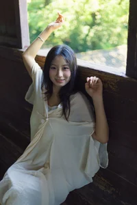 YiTuYu Art Language Vol.10311 Xiao U: A Stunning 36-Photo Gallery of Modern Aesthetic Photography - image 2