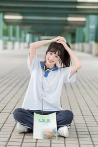 YiTuYu Art Language Vol.7434 Showcase with Model Xia Yu Xiao Nian - image 7