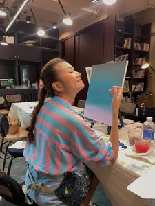 Ageless Beauty Secrets: How Thanh Hang Defies Aging at 40 with Stunning Post-Wedding Hair Trends - image 10