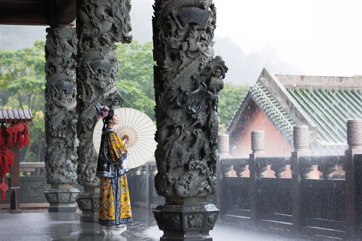 Timeless Elegance in YiTuYu Vol.8895 featuring Re Mei Shi Xiao Guai