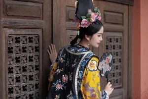 Timeless Elegance in YiTuYu Vol.8895 featuring Re Mei Shi Xiao Guai - image 17