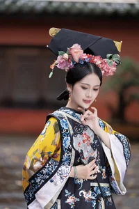 Timeless Elegance in YiTuYu Vol.8895 featuring Re Mei Shi Xiao Guai - image 30