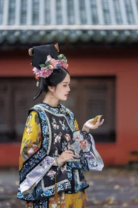 Timeless Elegance in YiTuYu Vol.8895 featuring Re Mei Shi Xiao Guai - image 15
