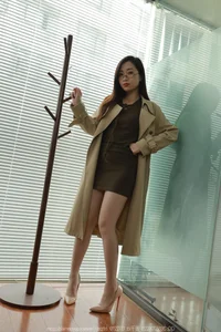 IESS Hip-Hugging Skirt and Nude Stockings Fashion Gallery Part 2 - image 28