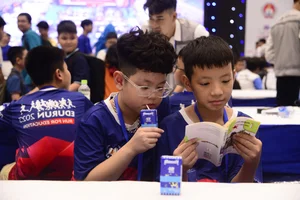 Vinamilk Empowers Young Champions at the Robotacon WRO 2023 Competition - image 3