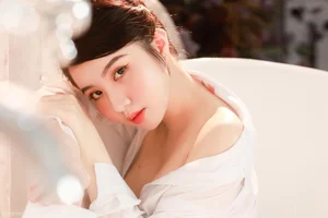Elegant Portrait Gallery of the Gentle and Beautiful Nguyen Ha Phuong - image 25