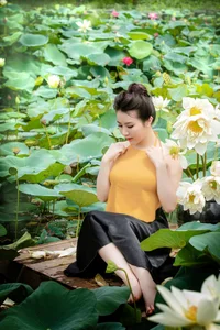 Elegant Portrait Gallery of the Gentle and Beautiful Nguyen Ha Phuong - image 44