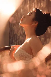 Elegant Portrait Gallery of the Gentle and Beautiful Nguyen Ha Phuong - image 14