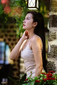 VGU No.182: Discover the elegant modern style of a confident girl with stylish glasses and a contemporary outfit - image 8