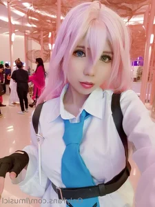 Stunning Takanashi Hoshino Cosplay by Lmusicl - Blue Archive Character Photography and Costume Inspiration - image 1