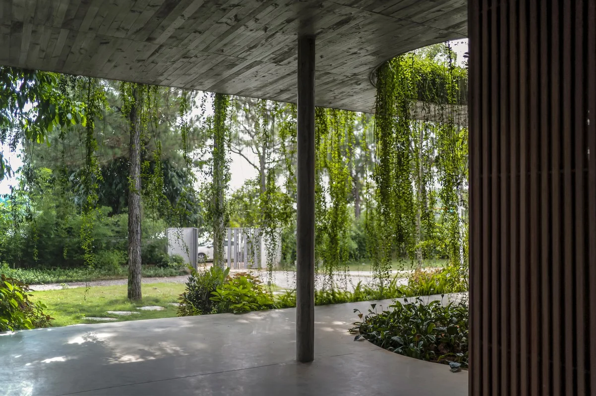 Exploring the Serene Pine Forest Villa in Hanoi: A Masterpiece of Modern Architecture and Nature