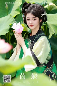 YiTuYu Vol.7399: Artistic Portraits of Bu Ke Ai De He He Miao - Art Language Photography Collection - image 48