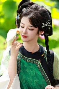YiTuYu Vol.7399: Artistic Portraits of Bu Ke Ai De He He Miao - Art Language Photography Collection - image 31