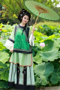 YiTuYu Vol.7399: Artistic Portraits of Bu Ke Ai De He He Miao - Art Language Photography Collection - image 43