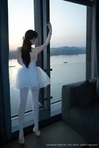 Ruan Qing XuiRen No.10575: Captivating Grace in a Pristine White Ballet Ensemble - image 8