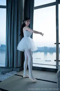 Ruan Qing XuiRen No.10575: Captivating Grace in a Pristine White Ballet Ensemble - image 33