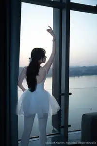 Ruan Qing XuiRen No.10575: Captivating Grace in a Pristine White Ballet Ensemble - image 24