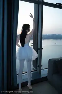 Ruan Qing XuiRen No.10575: Captivating Grace in a Pristine White Ballet Ensemble - image 17