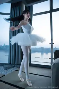 Ruan Qing XuiRen No.10575: Captivating Grace in a Pristine White Ballet Ensemble - image 0