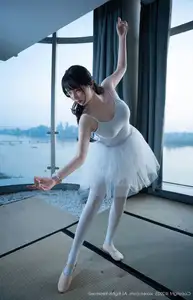 Ruan Qing XuiRen No.10575: Captivating Grace in a Pristine White Ballet Ensemble - image 30