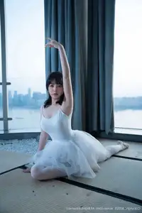 Ruan Qing XuiRen No.10575: Captivating Grace in a Pristine White Ballet Ensemble - image 7