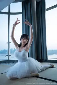 Ruan Qing XuiRen No.10575: Captivating Grace in a Pristine White Ballet Ensemble - image 27