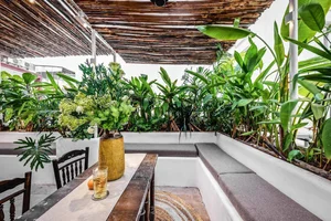 Transform Your Rooftop Into A Green Sanctuary: Modern Urban Oasis Inspiration For Slow Living - image 10