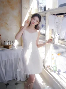 Summer 2026 Fashion Trends: The Ultimate Guide to Height-Boosting and Sleek Summer Outfits - image 8