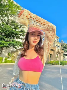 Stunning Gallery: Actress Le Huynh Thuy Ngan Shines in Latest Bikini Photoshoot - image 2