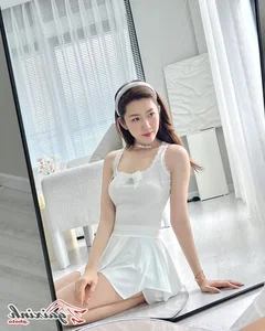 Stunning Gallery: Actress Le Huynh Thuy Ngan Shines in Latest Bikini Photoshoot - image 15