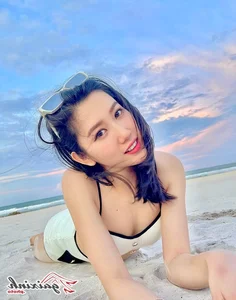 Stunning Gallery: Actress Le Huynh Thuy Ngan Shines in Latest Bikini Photoshoot - image 9